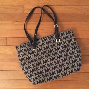 Michael Kors shoulder bag